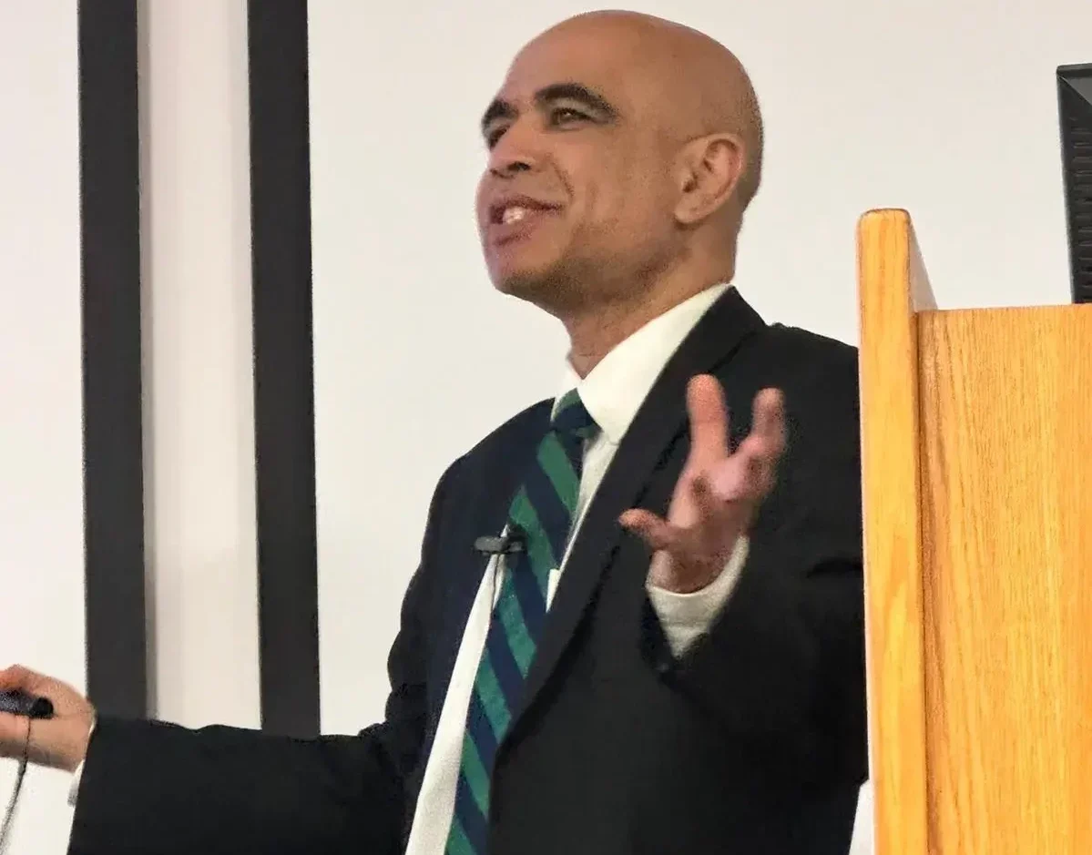 Mriganka De on stage